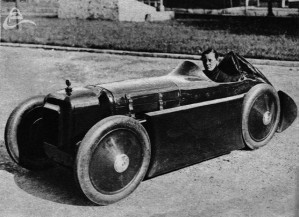 1932 Source-historicracing.com-Gwenda Stewart Hawkes