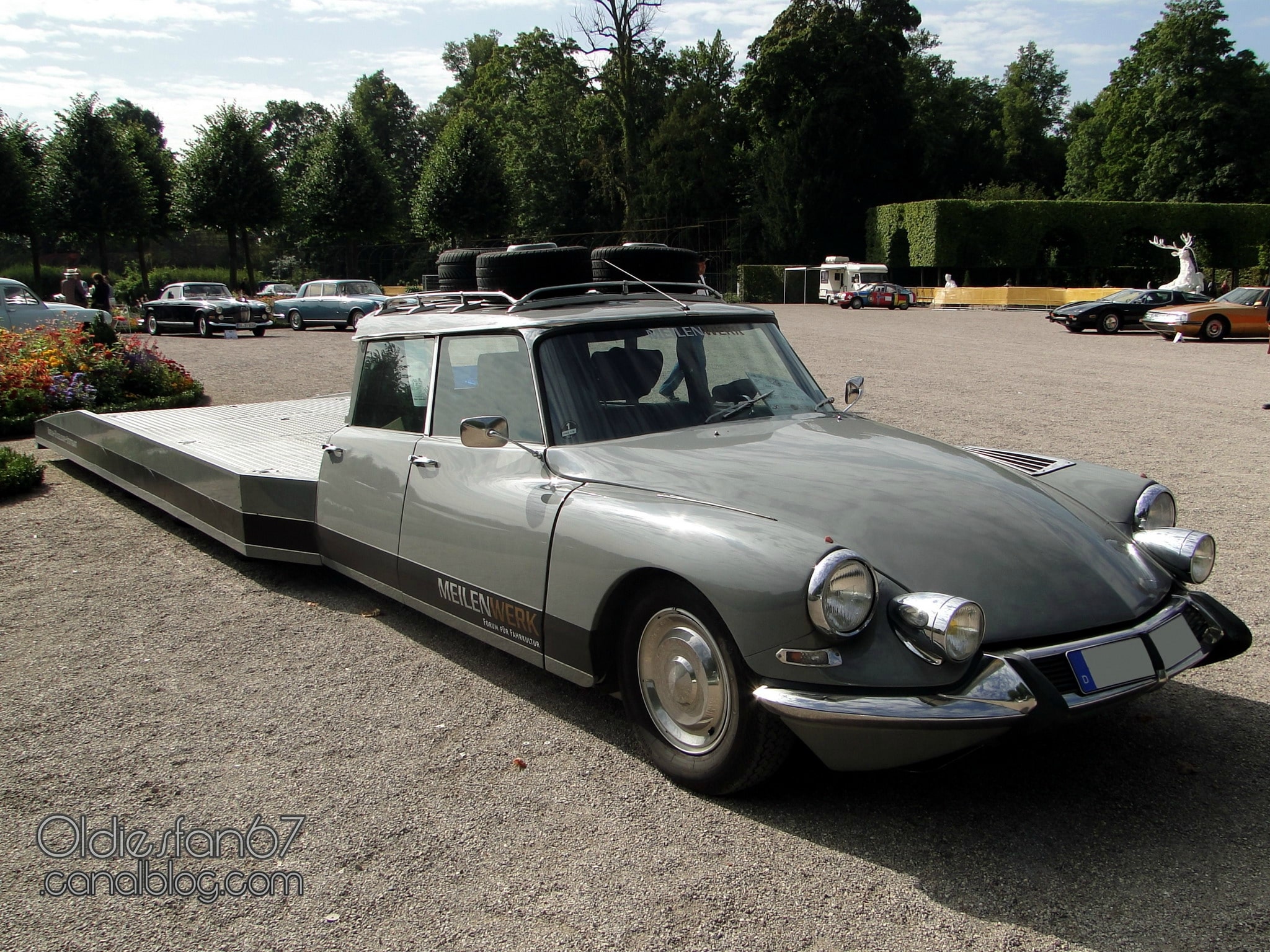 Citroën DS plateau Tissier-1970 Mensuel auto SERRIERES de BRIORD 1er dimanche organisation Team Rallye Serrierois Base de loisirs Point Vert Agenda événements autos motos en France de Daniela DAUDE artiste Art auto/mot