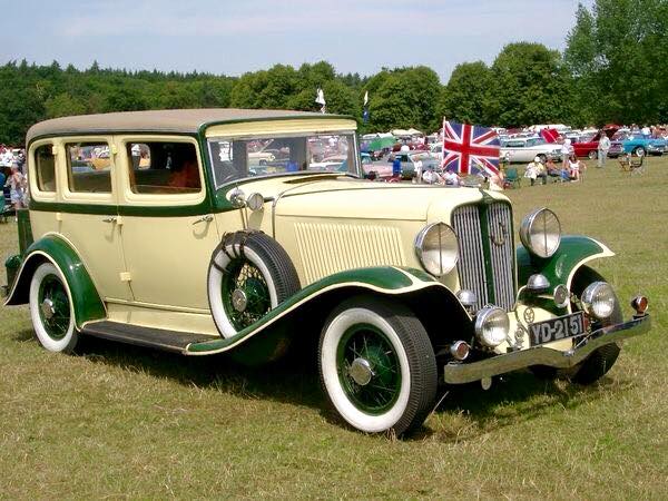 Auburn 8 four door Sedan 1931 Agenda auto moto de Daniela DAUDE Mobilier avec pièces auto. Virades auto de collection GIF SUR YVETTE 4e dimanche septembre Fonds versés à la Mucoviscidose