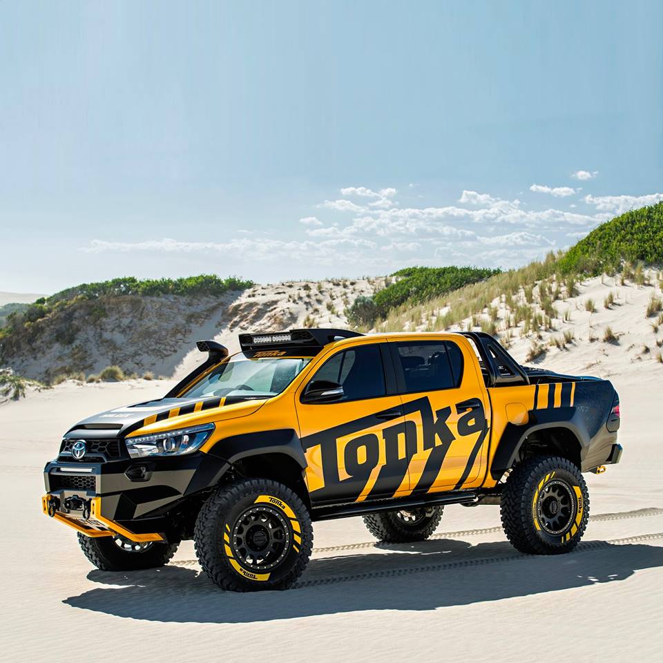 Rallye Monges Alpes SELONNET Toyota HiLux Tonka Concept.