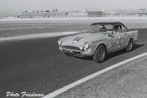 Daytona 1966 Donna Mae Mims (USA) Janet Guthrie (USA) Suzy Dietrich (USA) Sunbeam Alpine Autosport