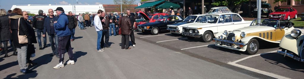  Mensuel auto Marché de Gros Dijon dernier samedi Agenda événements autos motos en France et Europe de Daniela DAUDE artiste mobilier avec pièces auto/moto