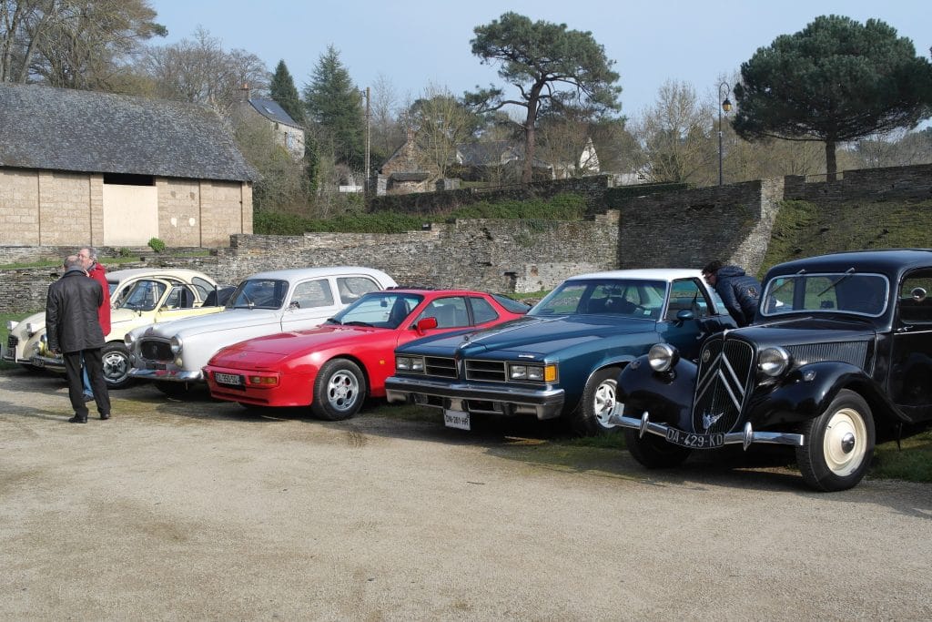 Rencontre avec Retromobiles de la Mée CHATEAUBRIANT 